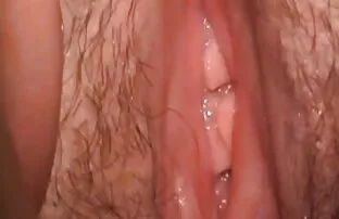 یک مرد داغ بین پاهای ورزش ها گره خورده است و او fucks در با زبان خود دیدن انلاین فیلم سکسی