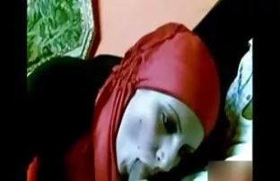 شکلات, زن و شوهر در دیدن فیلم سکسی جدید بالکن