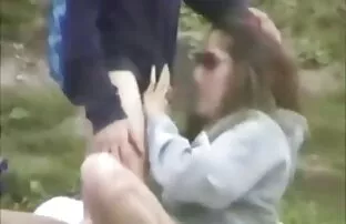 جوجه نوجوان با نونوجوانان خوشمزه fucks دیدن فیلم رایگان سکسی در یک گربه روی تخت