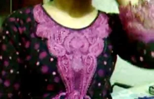 سبزه, Ava دیدن فیلم سکی Alvarez با یک الاغ بزرگ