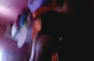 کوبیدن در خانه روی تخت و دیدن فیلم رایگان سکسی جورجیا در طبقه